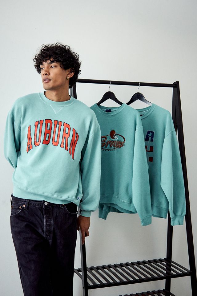 Urban Renewal Aus Vintage Überarbeitetes Sweatshirt mit Blauem Farbton und Grafik #2