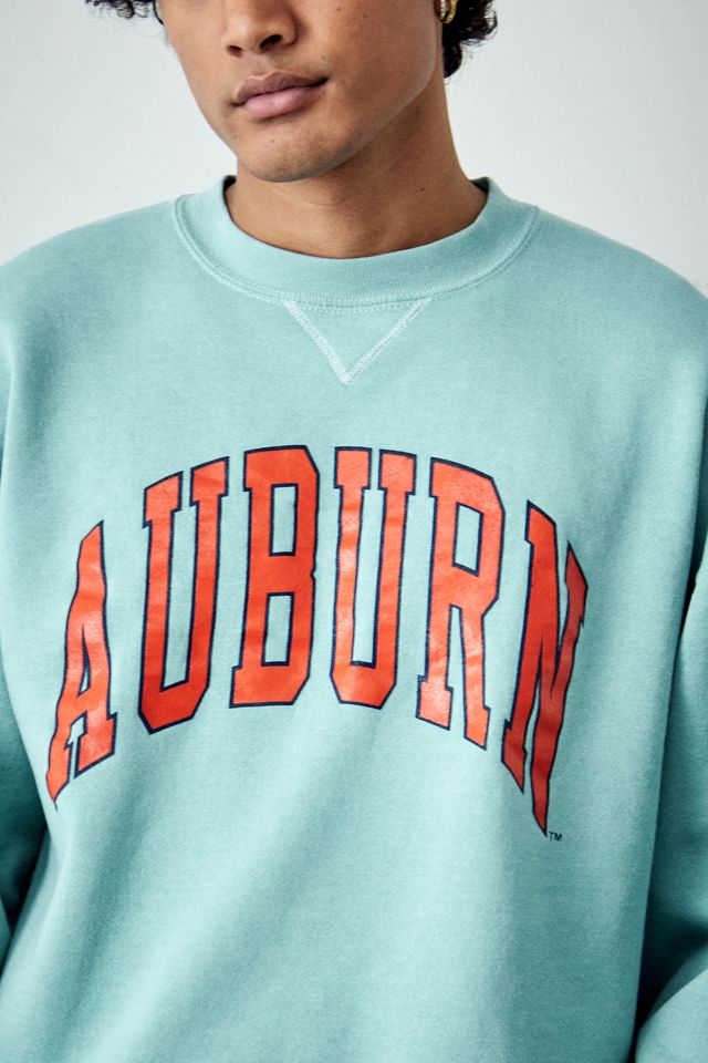 Urban Renewal Aus Vintage Überarbeitetes Sweatshirt mit Blauem Farbton und Grafik #3