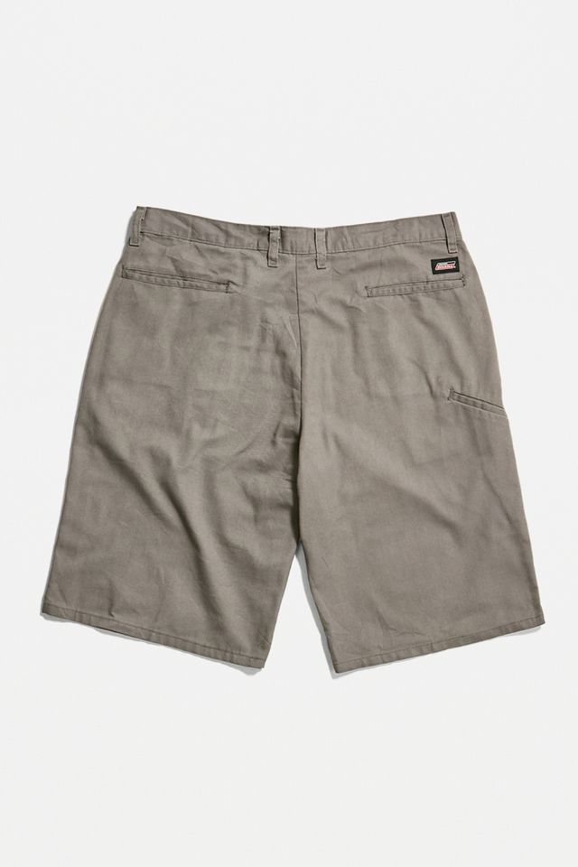 Urban Renewal Vintage – Shorts von Dickies in Grau #2