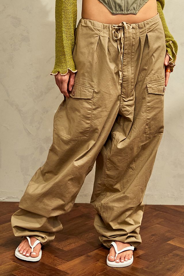 Urban Renewal Salvaged Deadstock Beige Oversized Cargo Pants | Urban Outfitters UK