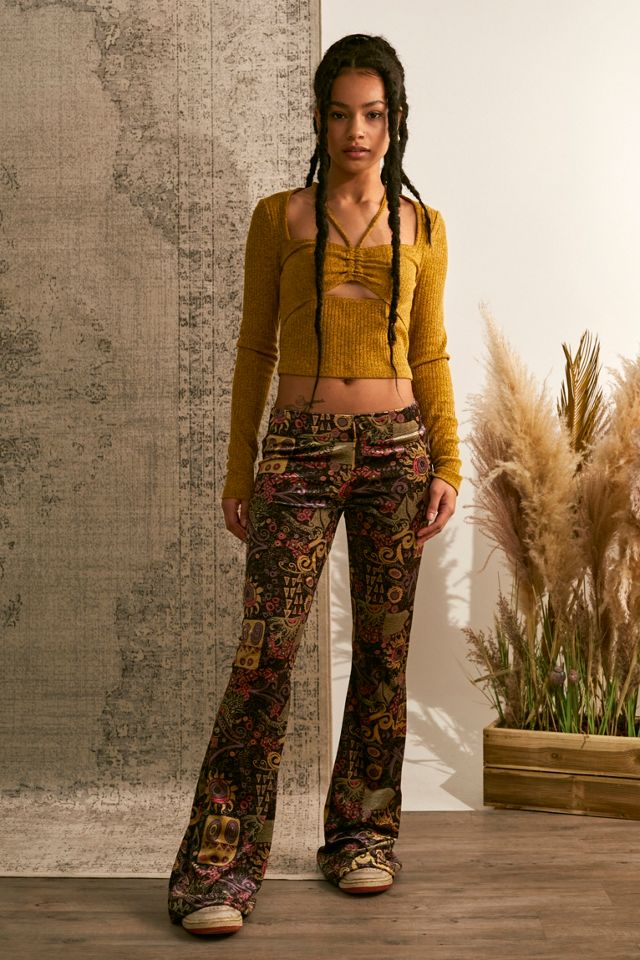 UO Archive – Ausgestellte Low-Rise-Samthose #2