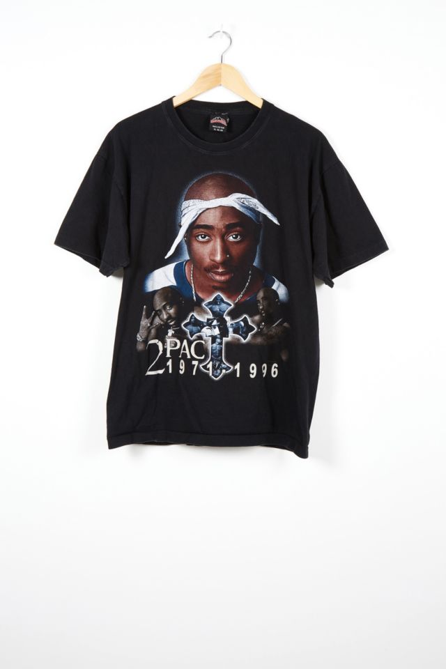 Urban Renewal One-Of-A-Kind Vintage Tupac Shakur Graphic T-Shirt ...