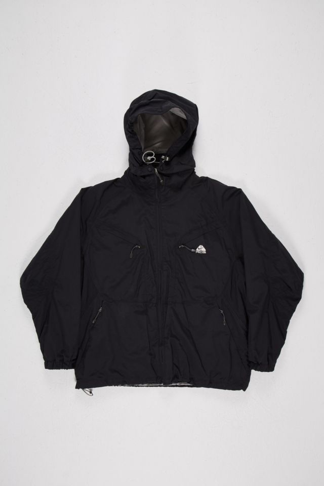 Nike acg 2 in 1 jacket black best sale