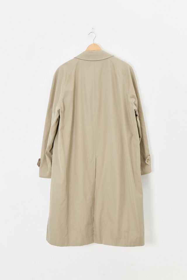 Urban Renewal One-Of-A-Kind Soft Fawn Burberry Mac | Urban Outfitters UK