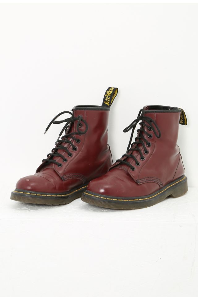 Ladies cherry best sale red dr martens