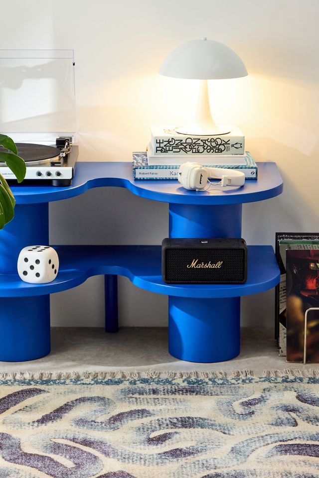 Avery Wavy Media Stand #2
