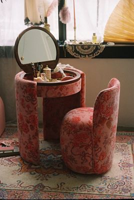 Jane Floral Vanity And Chair