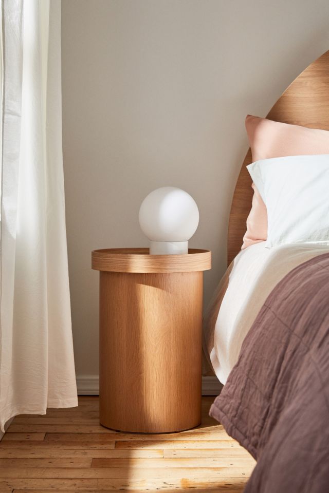 Amelia nightstand deals urban outfitters