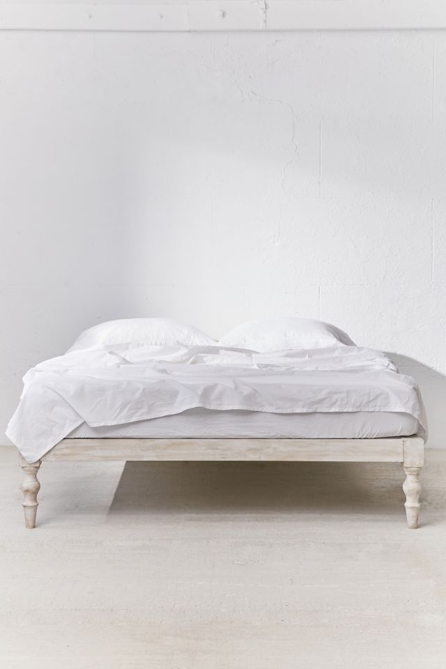 Urban outfitters deals floor bed