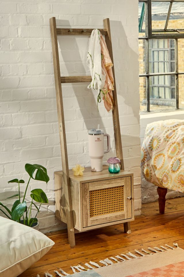 Urban outfitters on sale entryway bench