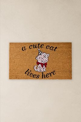 Hier wohnt eine süße Katze Fußmatte