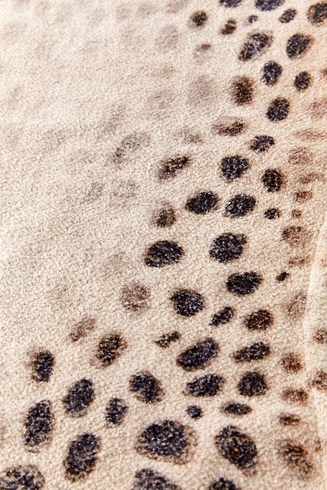 Tammas Printed Snow Leopard-Shaped Rug #2