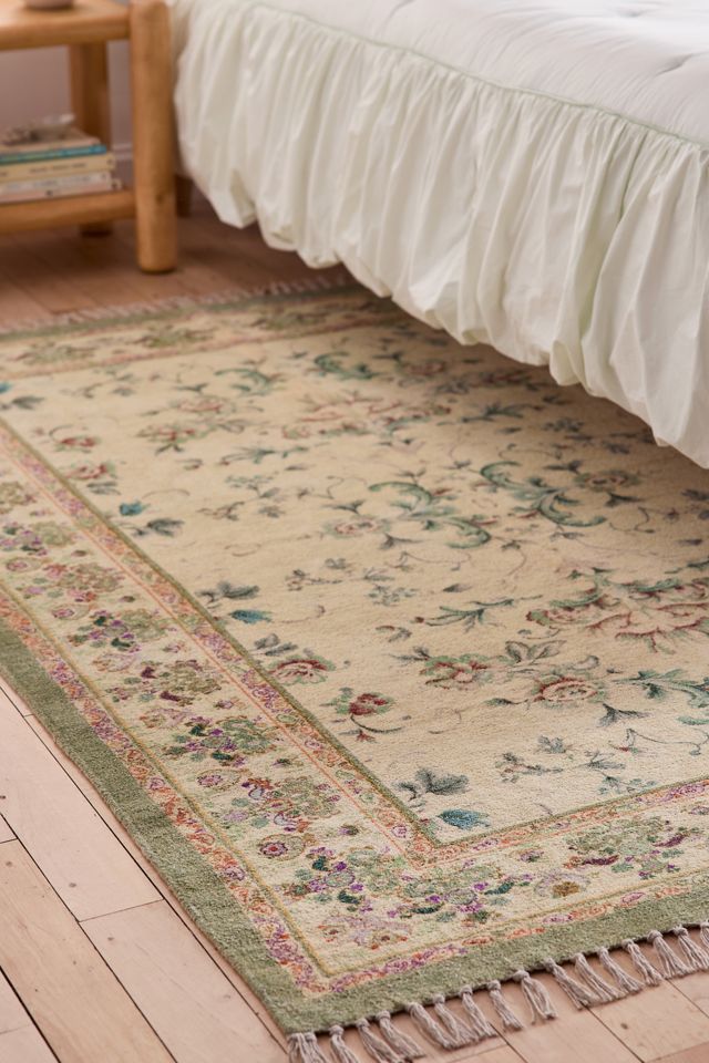 Green Lola 5x7 Rug #1
