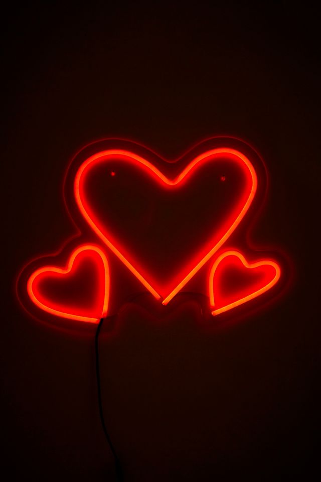 Neon Hearts Light | Urban Outfitters UK