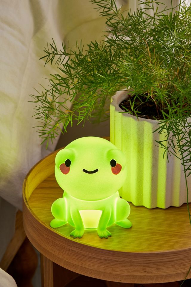 Froggy light store