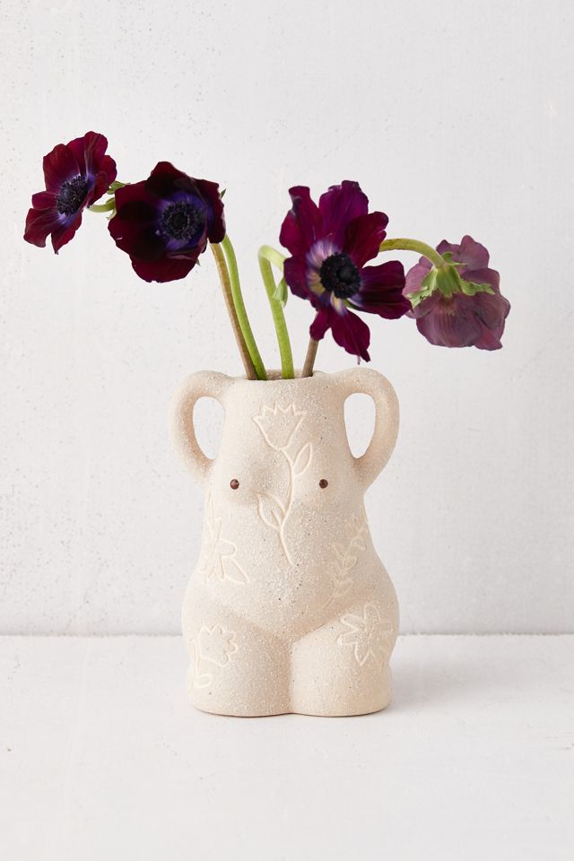 Leggy Lady Kneeling Sand Vase