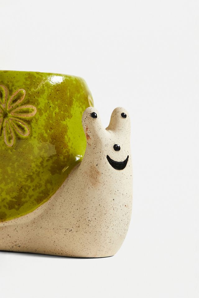 Cecile Snail Plant Pot #2