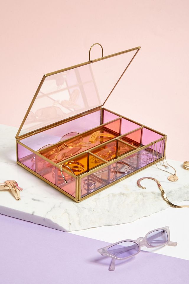 ★Urban Outfitters★ガラス・ジュエリーボックス Coloured Glass Display Jewellery Box | Urban Outfitters UK