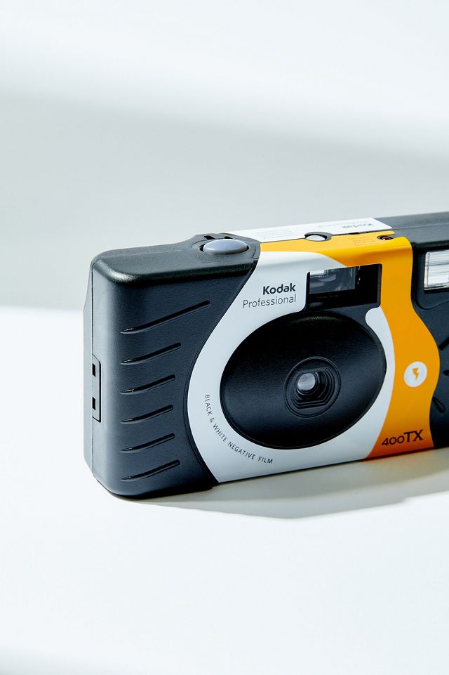 Kodak TriX 400 Black & White Disposable Camera Urban Outfitters IT