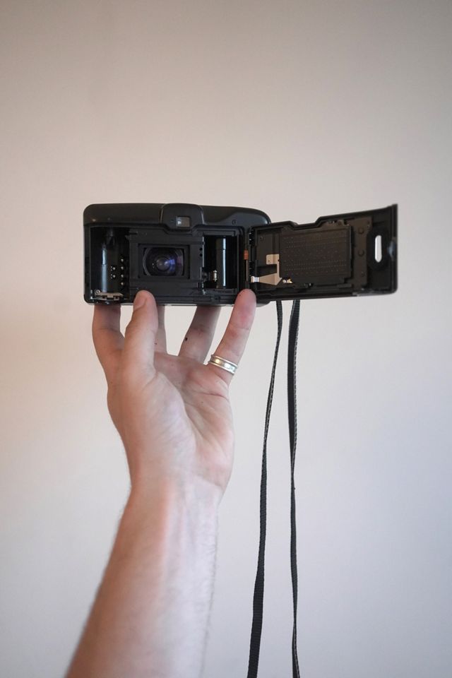 Vintage Canon Silver Z115 Camera With Case | Urban Outfitters UK