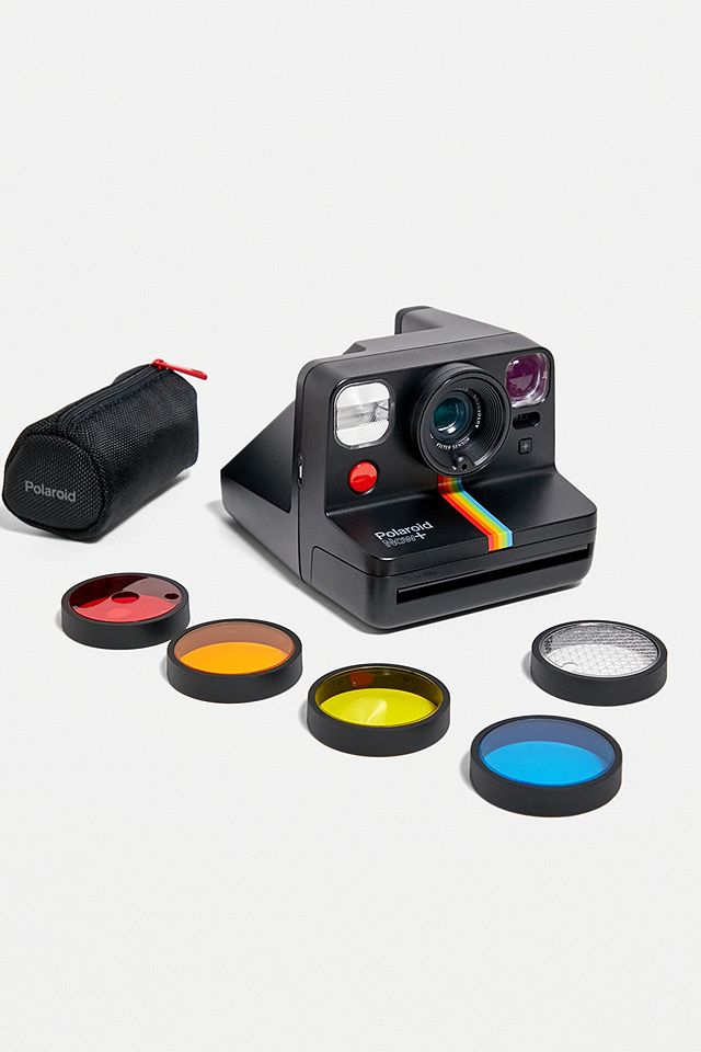 urbanoutfitters.com | Polaroid – Sofortbildkamera „Now+ i-Type“ in Schwarz