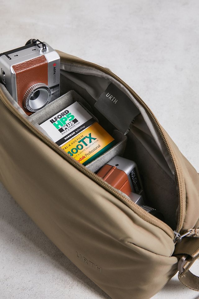 URTH Dolomite Camera Crossbody Bag Urban Outfitters IT