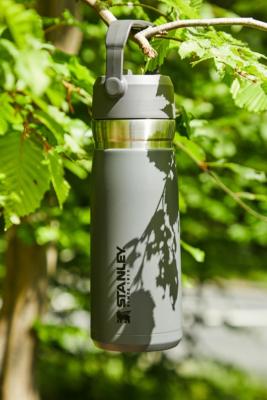 Image of Stanley - Wiederverwendbare Wasserflasche Go in Anthrazit mit Flip Straw