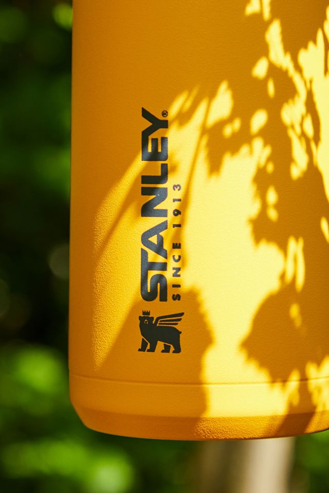 Stanley - Bouteille d'eau réutilisable avec paille Go Flip couleur safran #1