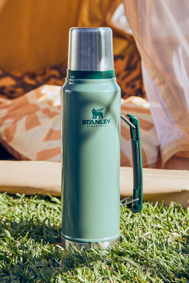 Stanley Green Legendary Classic Bottle | Urban Outfitters UK