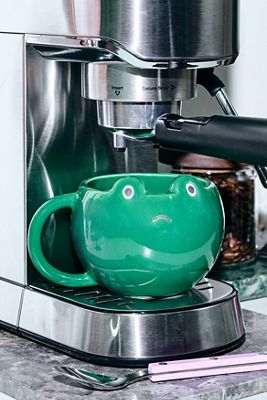 Tasse réactive grenouille grincheuse