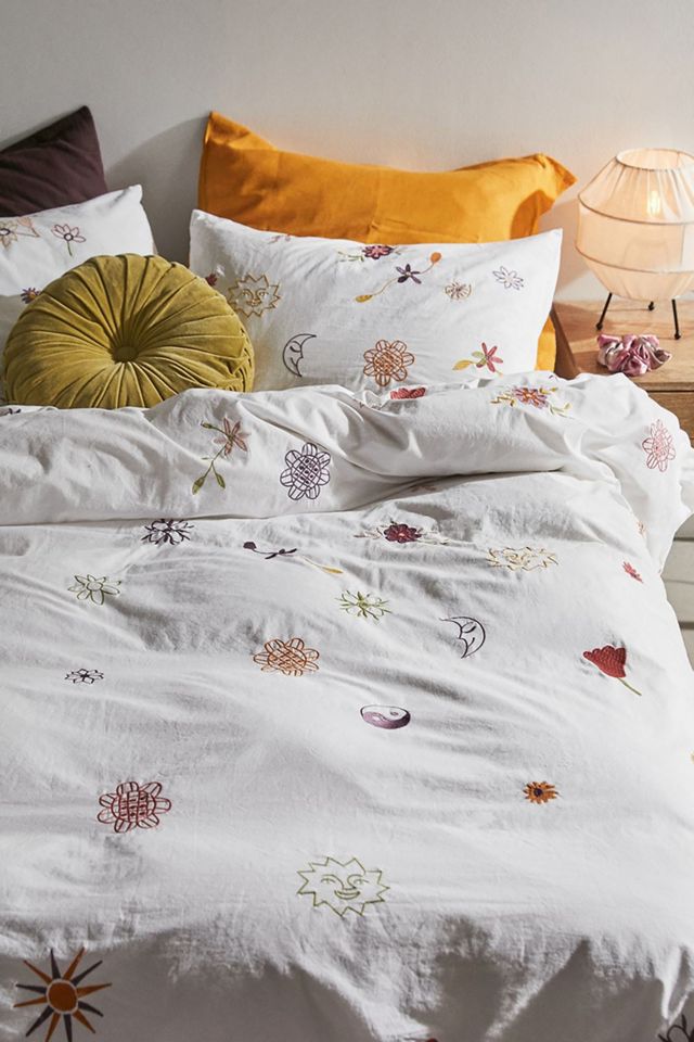 Grace Embroidered Duvet Set With Reusable Fabric Bag #4