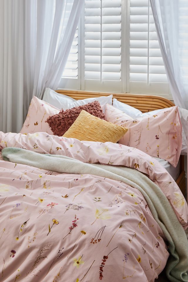 Florence Pink Pressed Flowers Duvet Set | Urban Outfitters UK