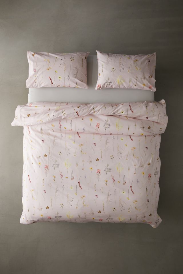 Florence Pink Pressed Flowers Duvet Set | Urban Outfitters UK