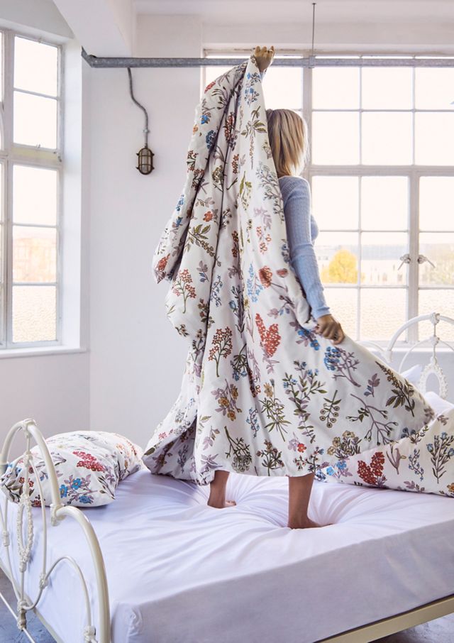 Myla White Floral Duvet Set #5