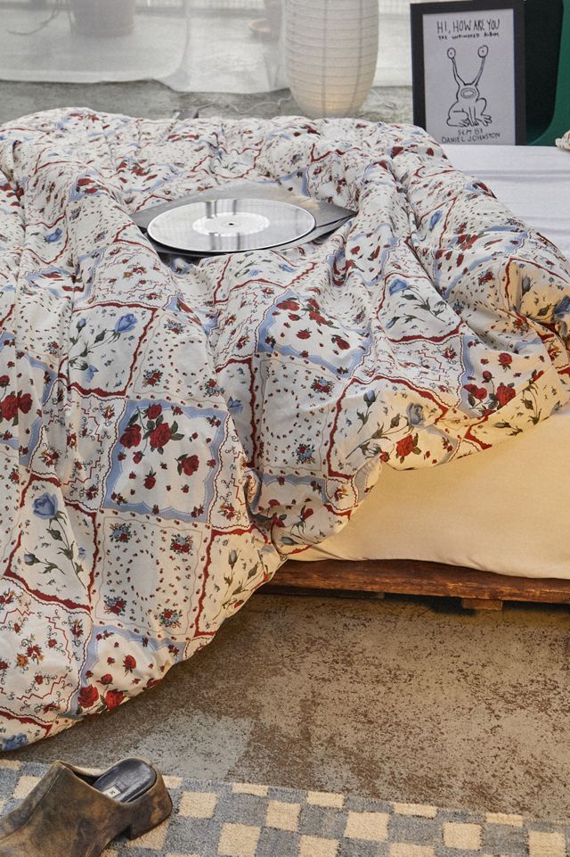 Red Vintage Scarf Duvet Set #3