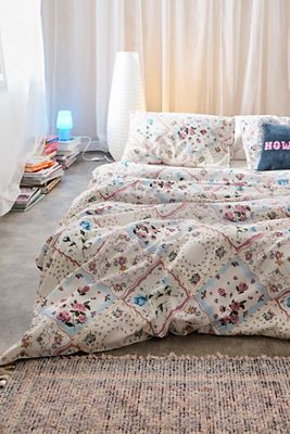 Vintage Scarf Duvet Set