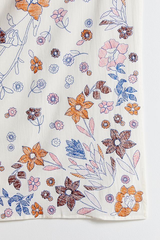 Wandbehang „Marcella‟ mit Blumen- und Medaillondesign #3