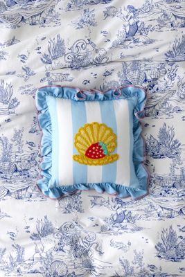 Strawberry Clam Mini Cushion