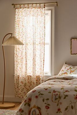 Finley Curtain