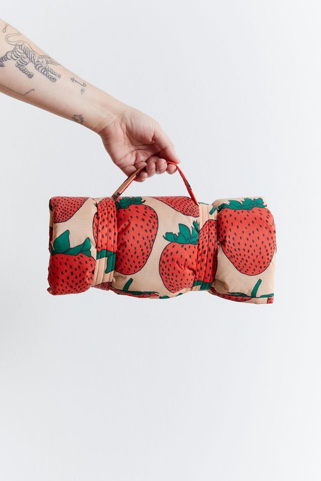 BAGGU Strawberry Picnic Blanket #1