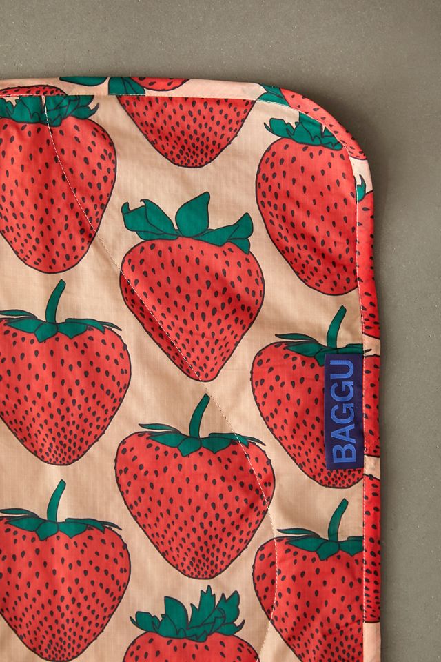 BAGGU Strawberry Picnic Blanket #3