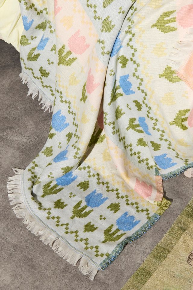 Tulip Art Throw #1