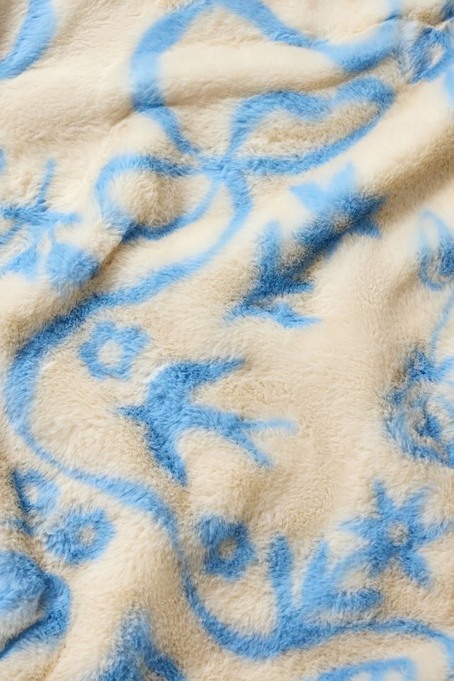 Twirl Bow Faux Fur Throw #4
