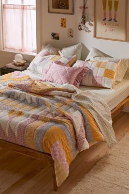 Home Bedding | Cushions & Throws | Urban Outfitters UK