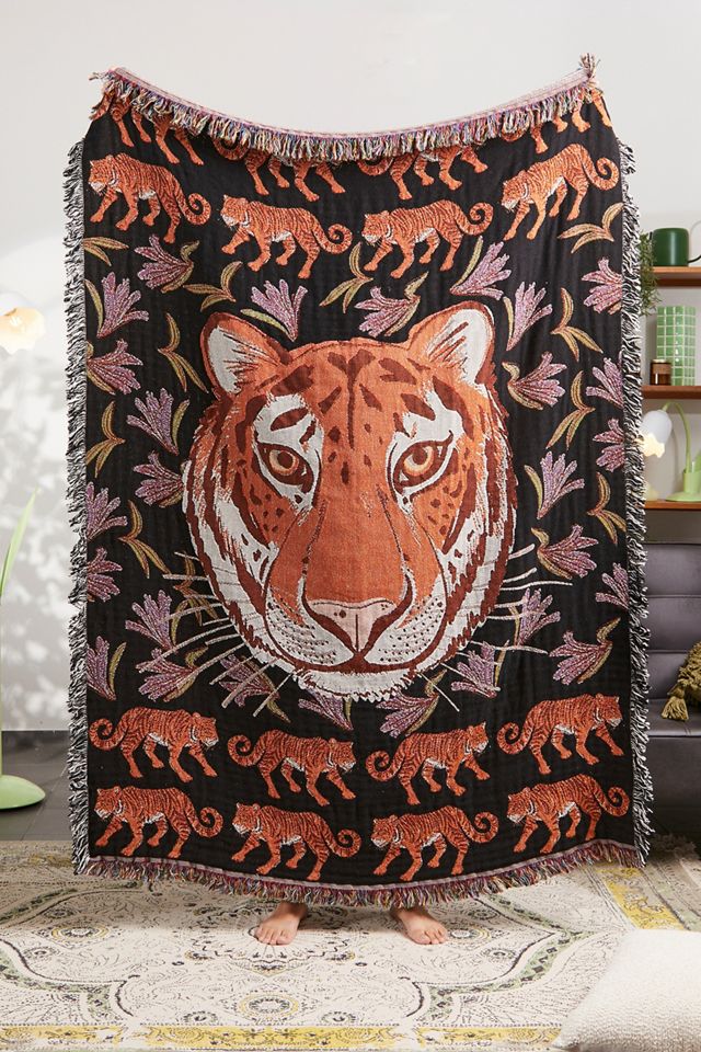 Calhoun Tiger Parade Art Blanket Throw | Urban Outfitters UK