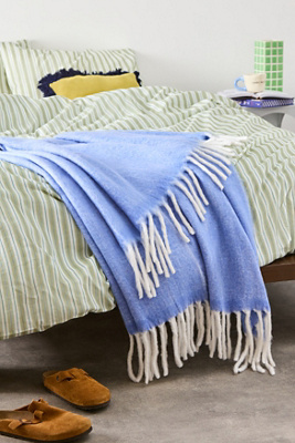 Mid Blue Cosy Throw - Blue 150cm x 125cm at Urban Outfitters