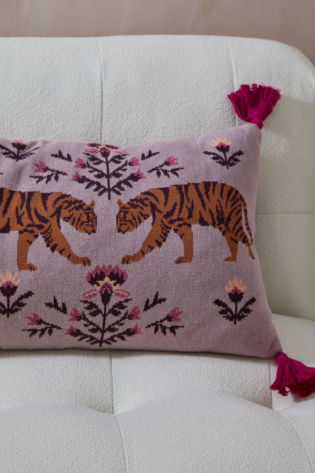 Tiger Cushion