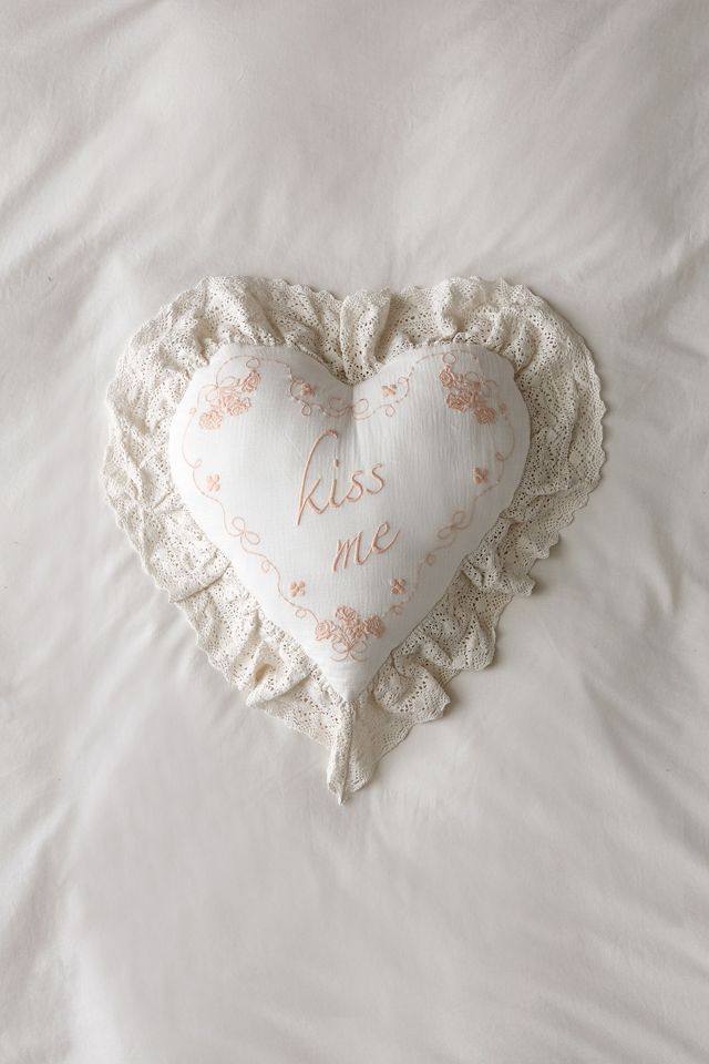 Kiss Me Heart Cushion #1