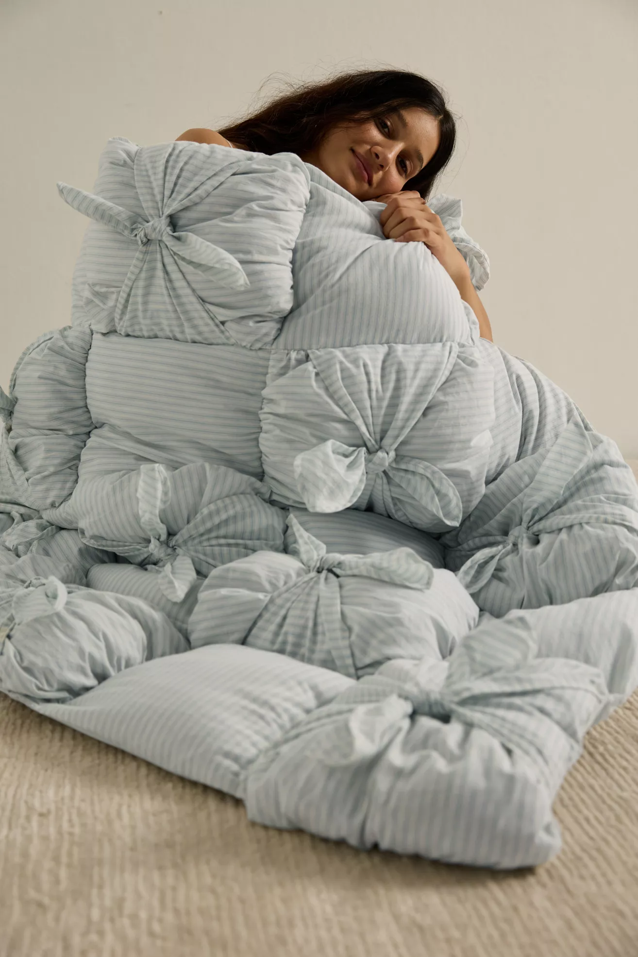 Kai Knotted Puff Throw