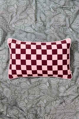 Coussin à damier rose